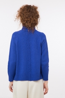 Дамски пуловер с висока яка 90 %  вълна 10% кашмир  син 