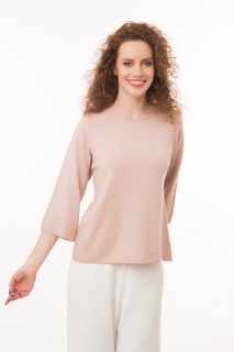 Fine knitted jumper with wide 3/4 sleeves