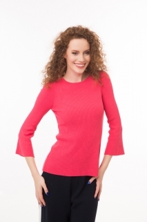 Ribbed top with wide 3/4 sleeves