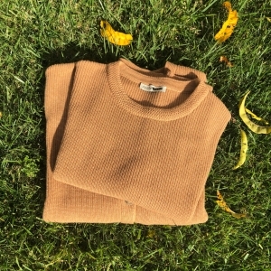 Дамски безръкавен пуловер ТЕА